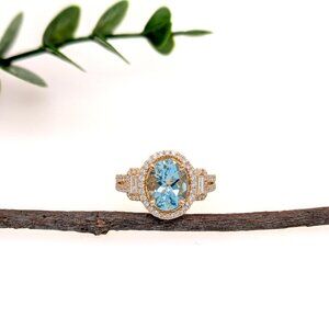 1.82ct Oval Aquamarine Statement Ring with Natural Diamond Accents in Solid 14K